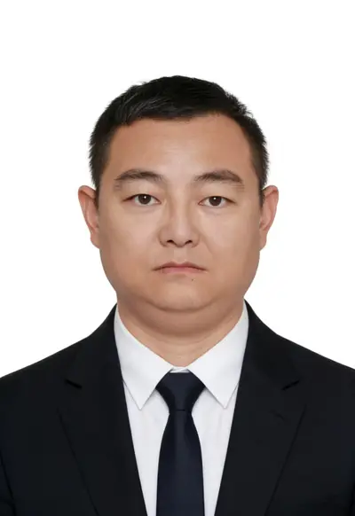 Chunshuang Li