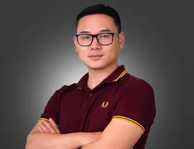 Dingyin Yong