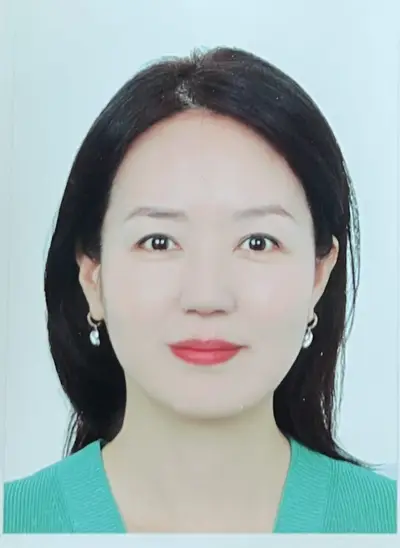 Mi Na Lee