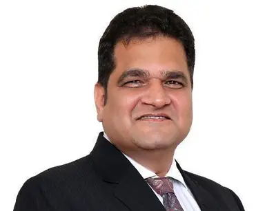 Paresh v