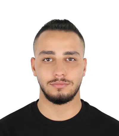 Esam Adnan Ayash
