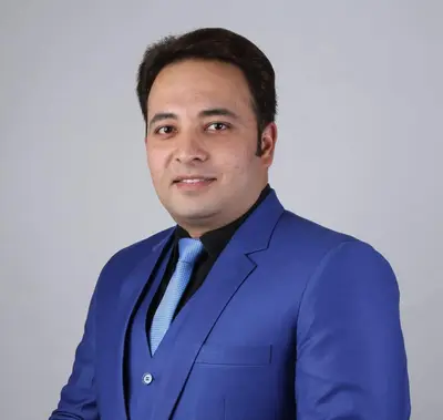 
Robin Surendra Chaturvedi Surendra Chaturvedi