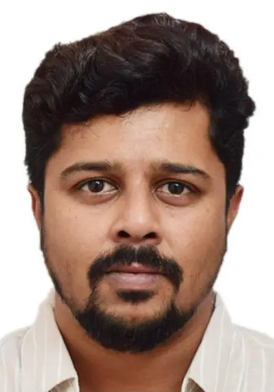 Vikrant Suryakant Naik Suryakant Waman Naik