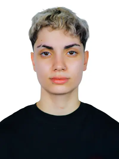 Donya Firoozi Nik