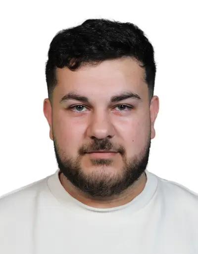 Aria Shugahi Baniani