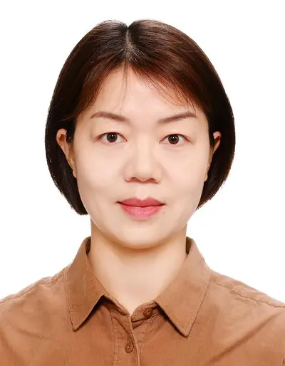Fangying Zhu