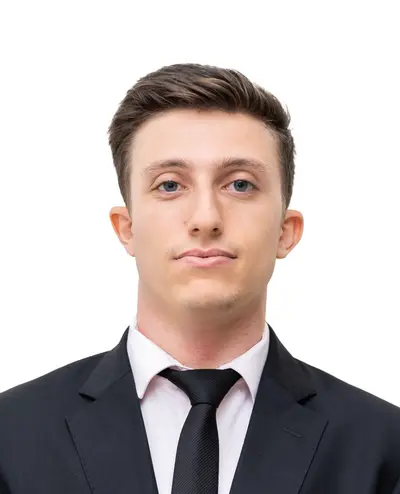 Omri Zer