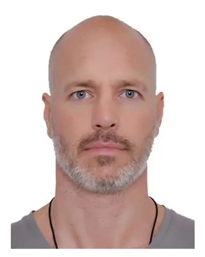 Neil Bryans