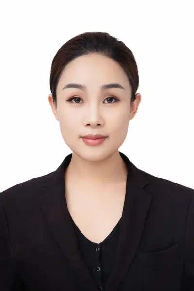 Yunyi Geng