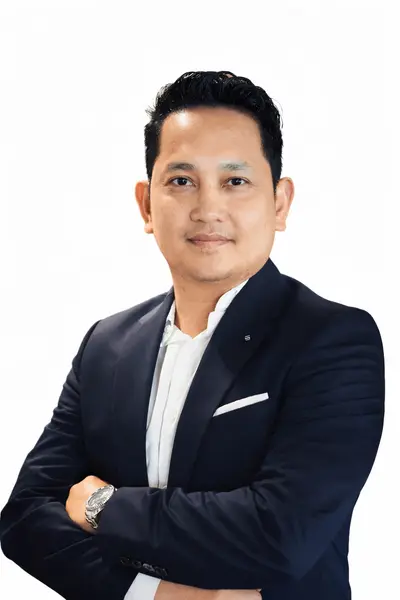 Jobel Mahinay Castillo