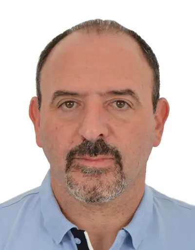Elia Elia Adi