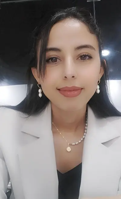 Zina Harikenchikh