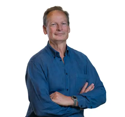 Dana Lewis