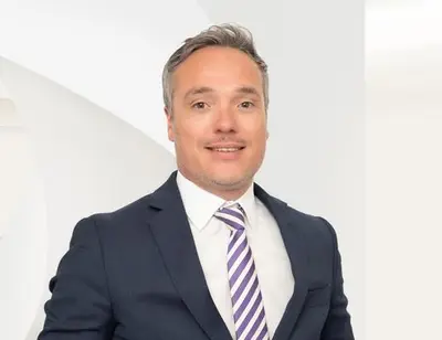 Robert Villalobos
