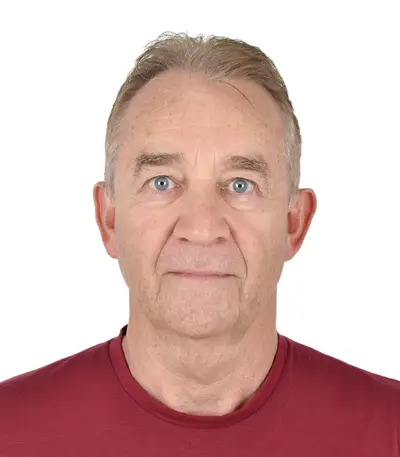 Ian James Plumley