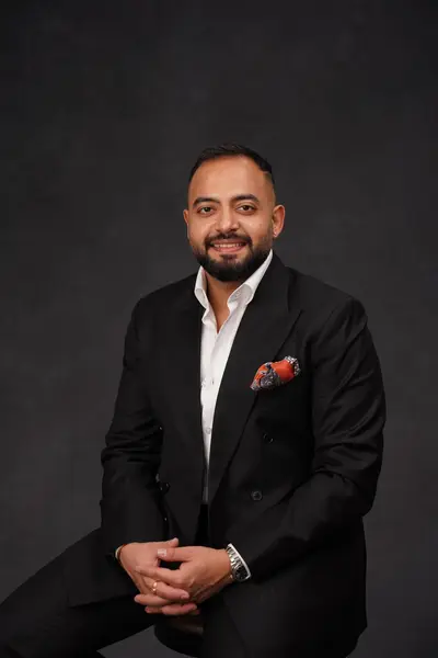 Rohit Kumar Dhanwani Manoj Kumar Dhanwani